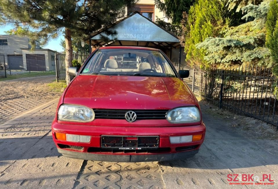 1996' Volkswagen Golf photo #1