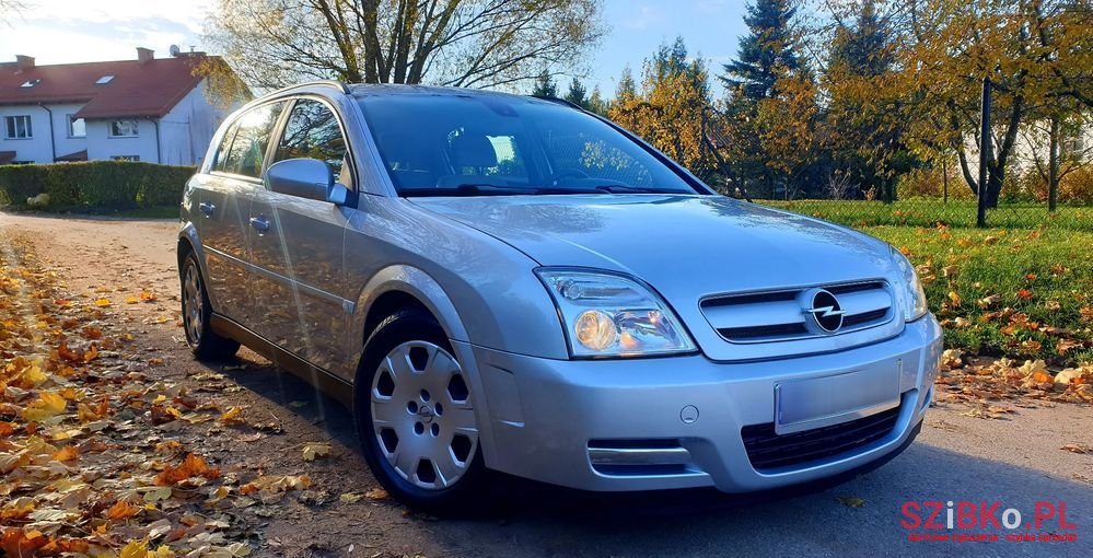 2004' Opel Signum 1.9 Cdti Elegance photo #2