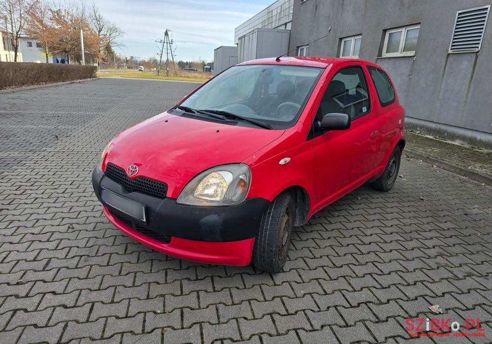 2003' Toyota Yaris 1.0 Luna photo #6