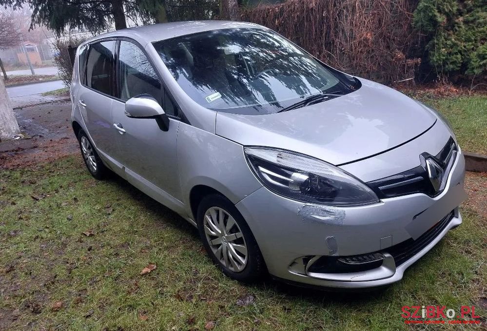 2013' Renault Scenic 1.5 Dci Bose Edc photo #2