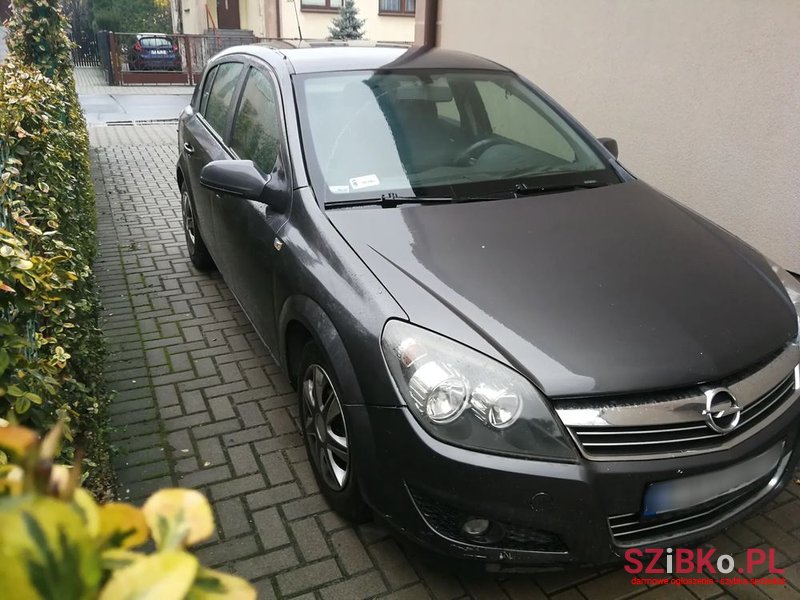 2012' Opel Astra Iii 1.7 Cdti photo #2