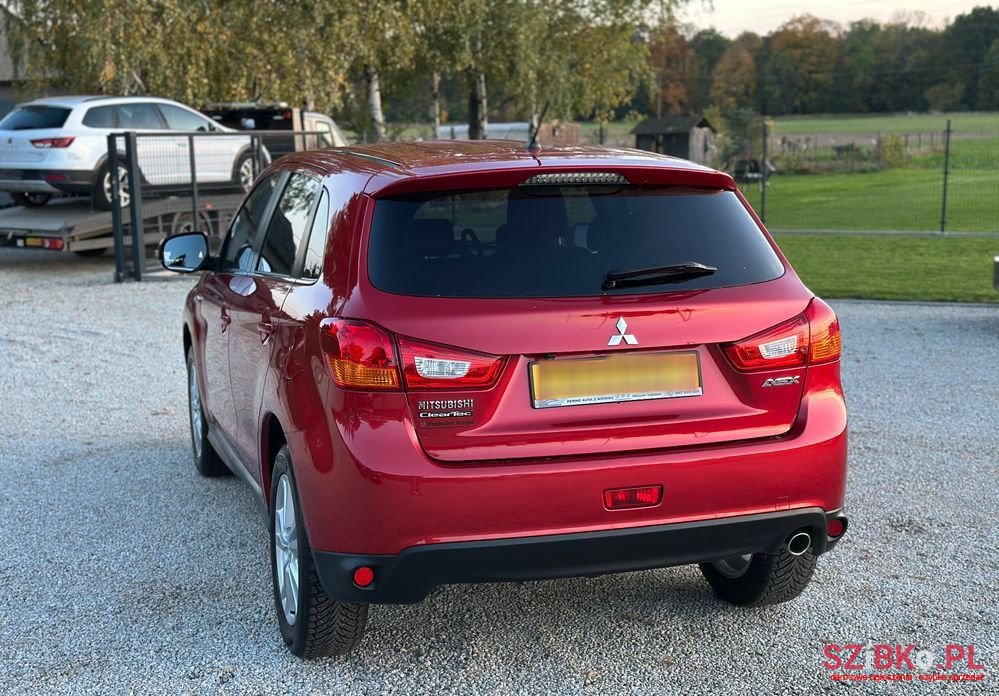 2014' Mitsubishi ASX photo #5