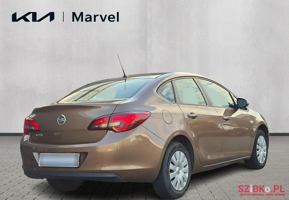 2015' Opel Astra photo #5