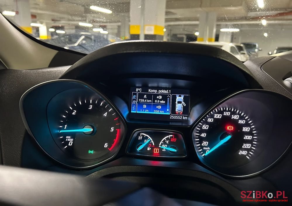 2016' Ford Kuga photo #6