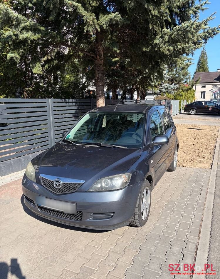 2007' Mazda 2 photo #2
