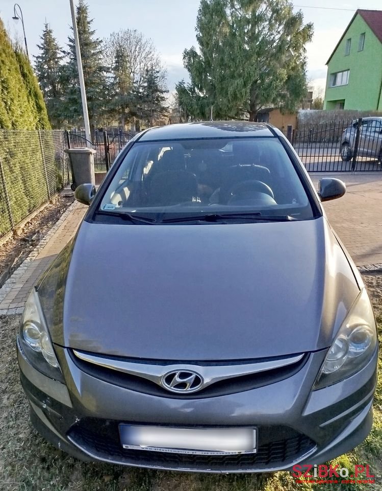 2011' Hyundai i30 photo #5