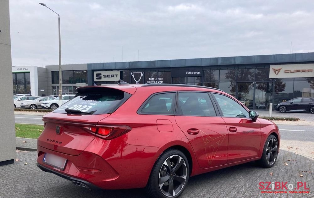 2023' Cupra Leon photo #2