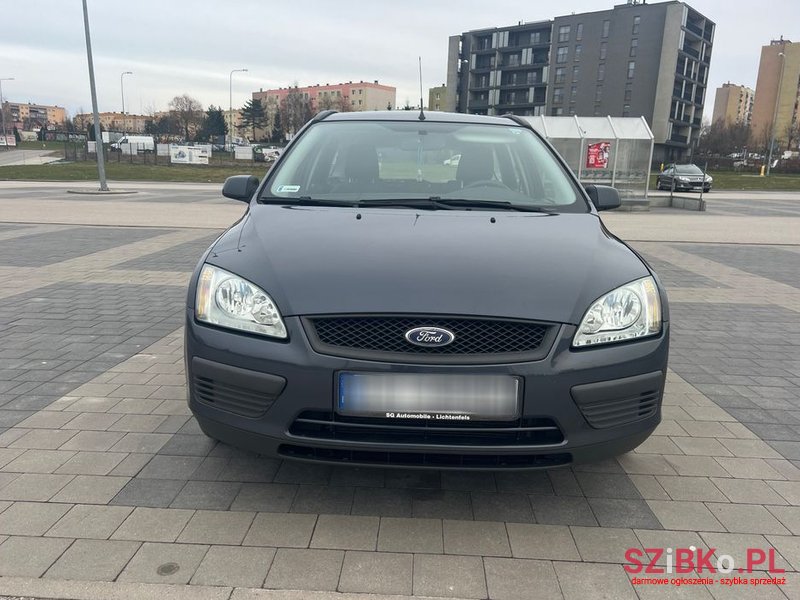 2007' Ford Focus photo #2