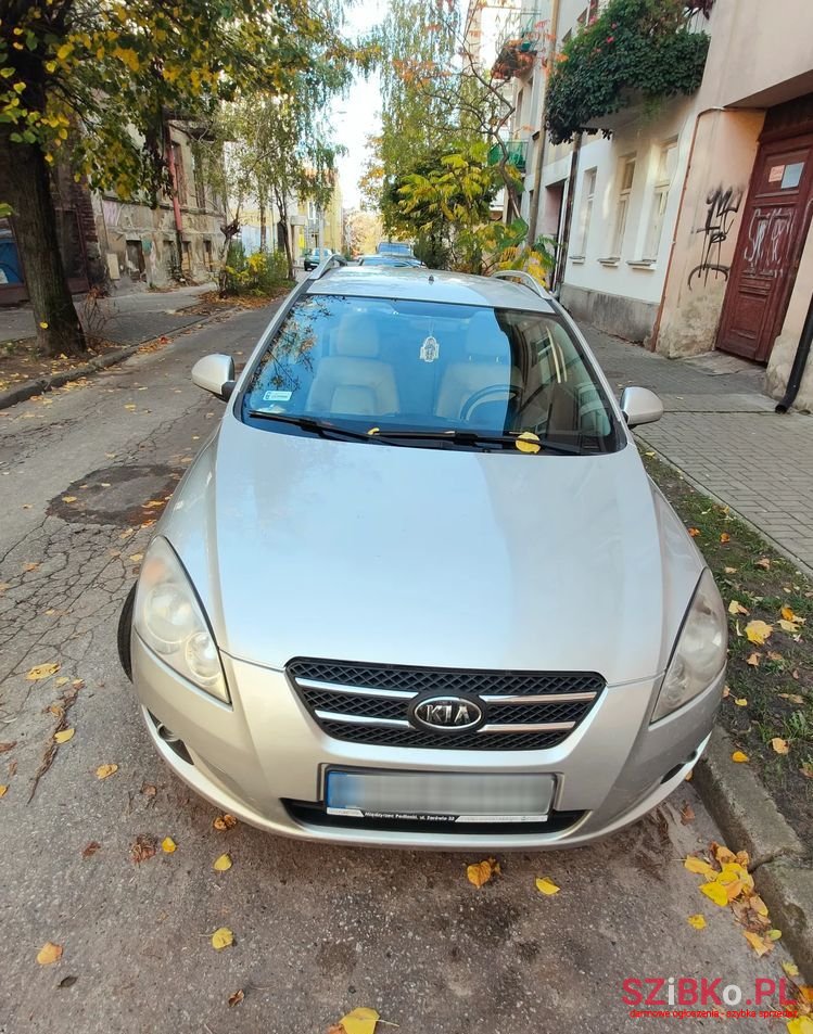 2008' Kia Ceed photo #2