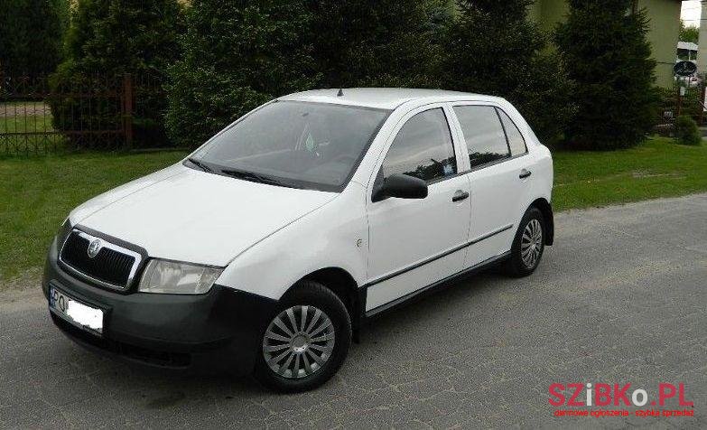 2001' Skoda Fabia photo #2