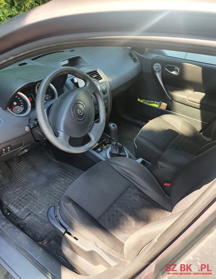 2005' Renault Megane photo #6