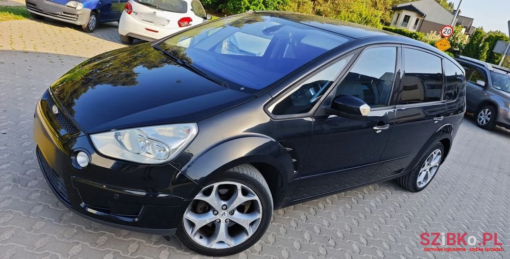 2008' Ford S-Max 2.0 Titanium photo #1