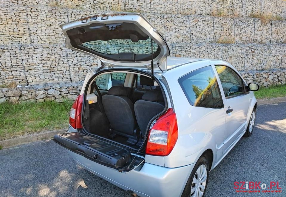 2009' Citroen C2 photo #6