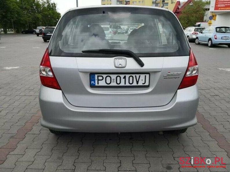 2005' Honda Jazz photo #2