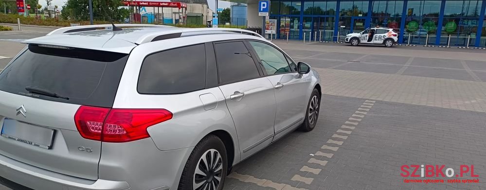 2010' Citroen C5 photo #6