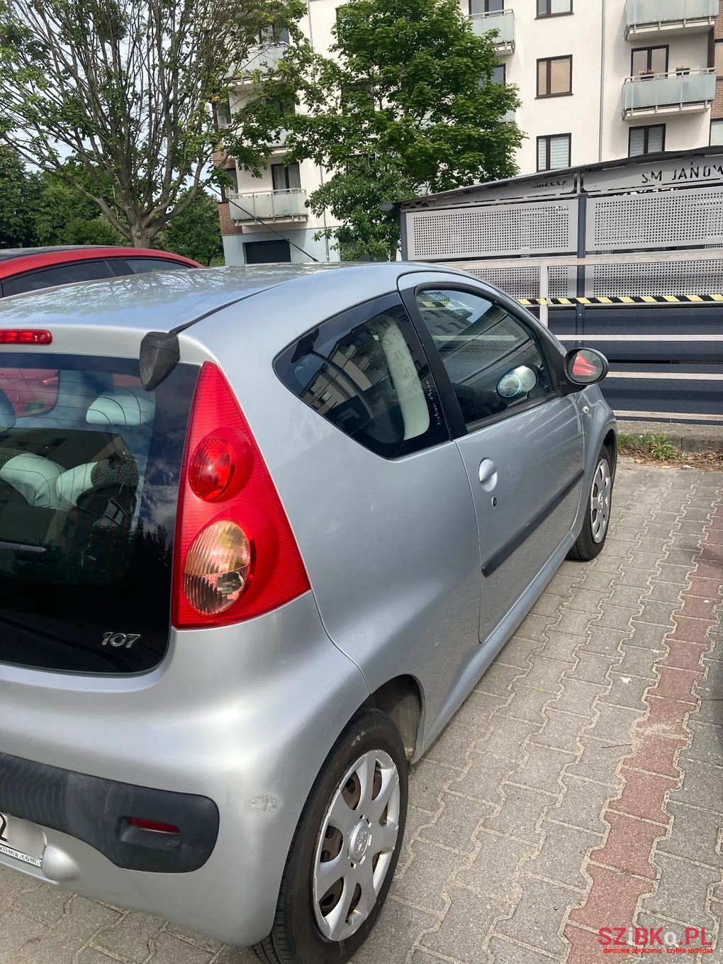 2010' Peugeot 107 photo #5