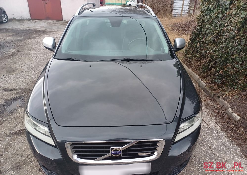 2010' Volvo V50 1.6D photo #1