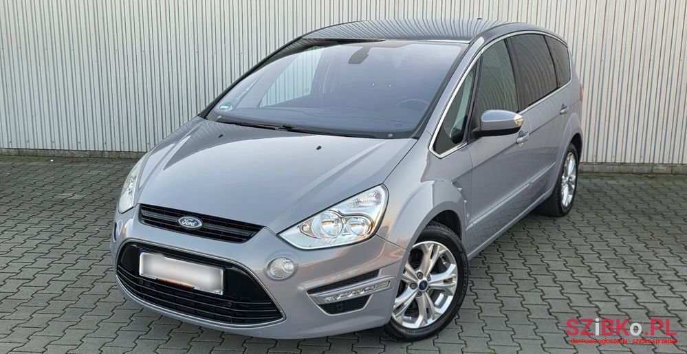 2013' Ford S-Max photo #1