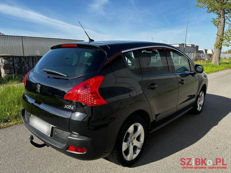 2009' Peugeot 3008 120 Vti Premium photo #5
