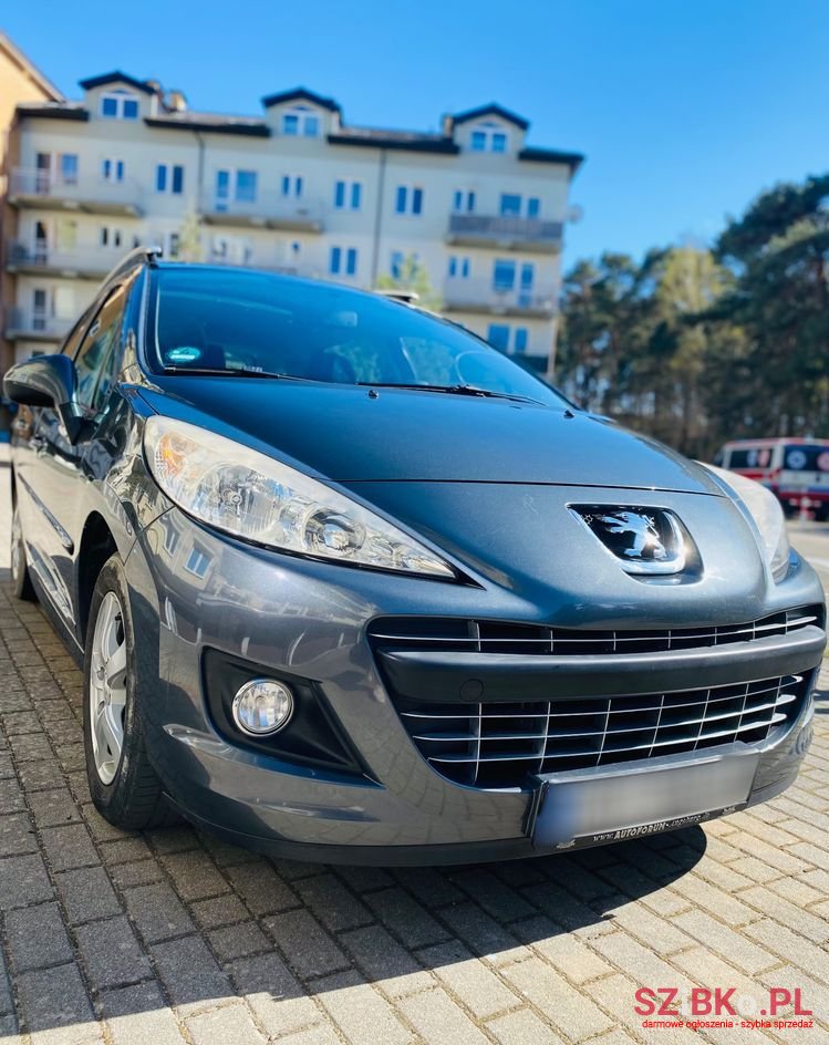 2012' Peugeot 207 1.4 16V Trendy photo #3
