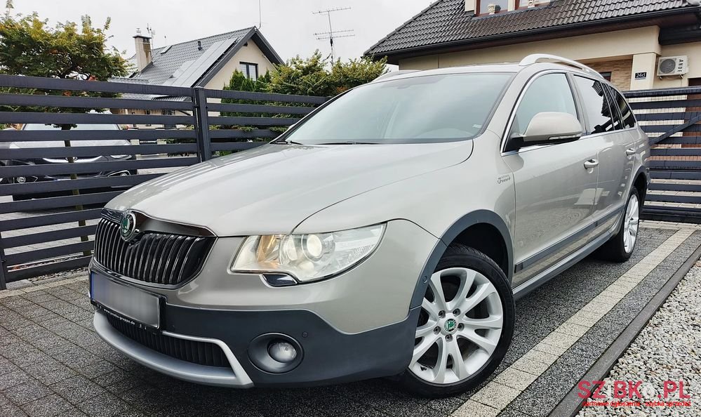 2013' Skoda Superb photo #4