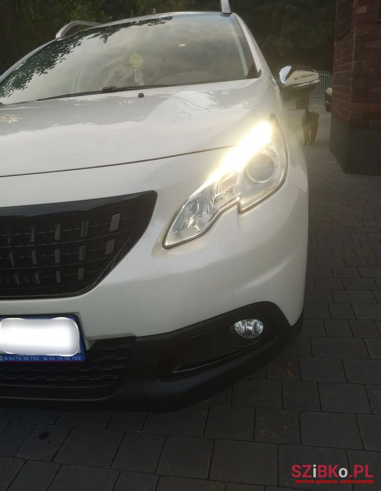 2016' Peugeot 2008 photo #2