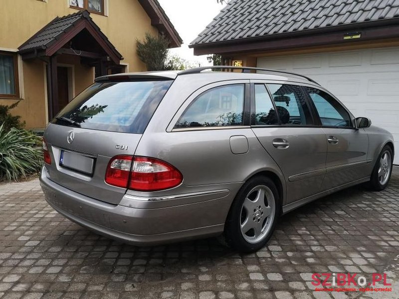 2003' Mercedes-Benz E-Class photo #4