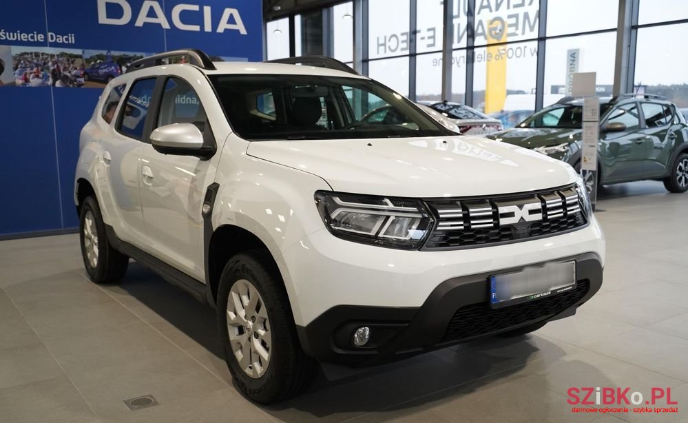 2023' Dacia Duster photo #2