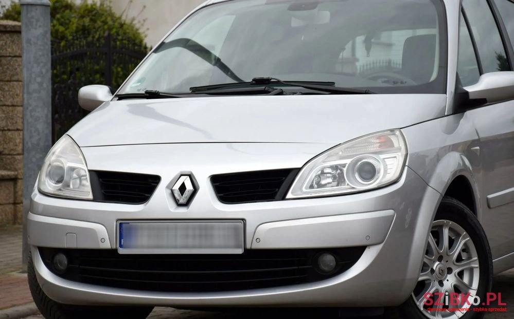 2008' Renault Scenic 1.6 16V Alize photo #4