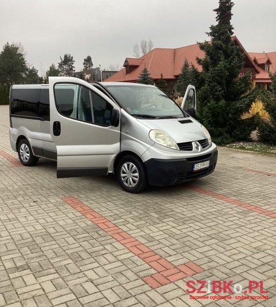 2012' Renault Trafic photo #2