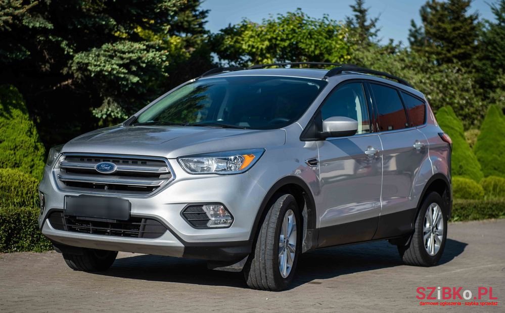 2017' Ford Escape photo #1