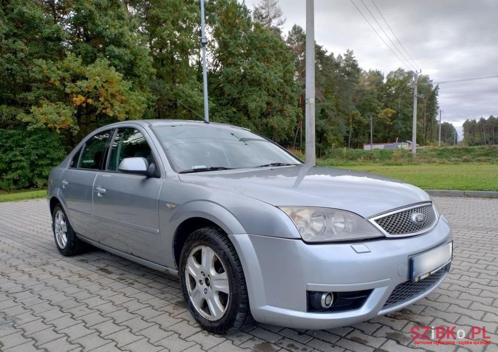 2003' Ford Mondeo 2.0 Ghia photo #3