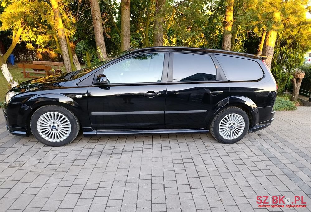 2007' Ford Focus 1.8 Black Magic photo #3