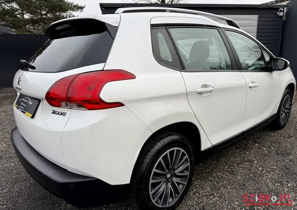 2013' Peugeot 2008 120 Vti Allure photo #4