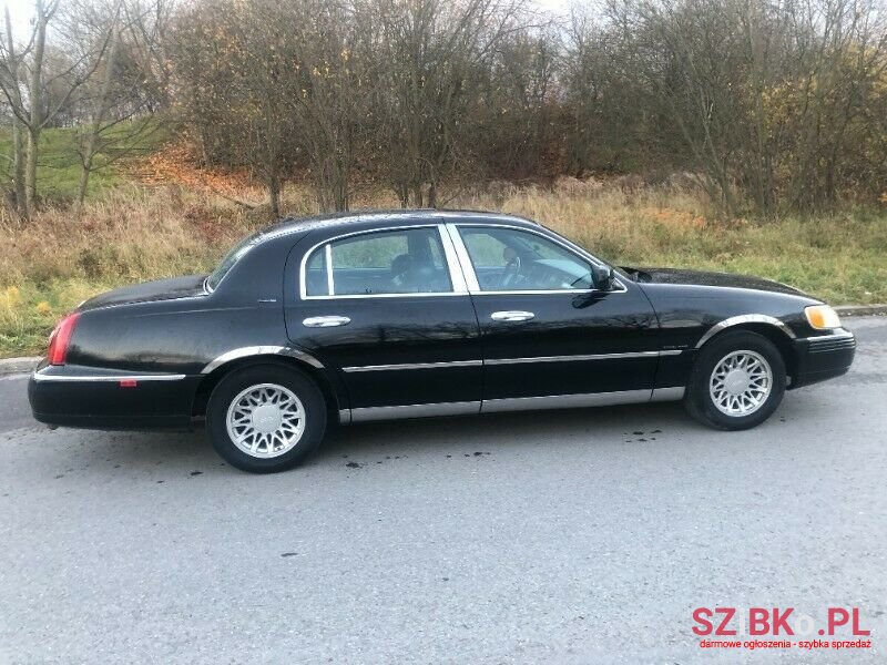 2001' Lincoln photo #1