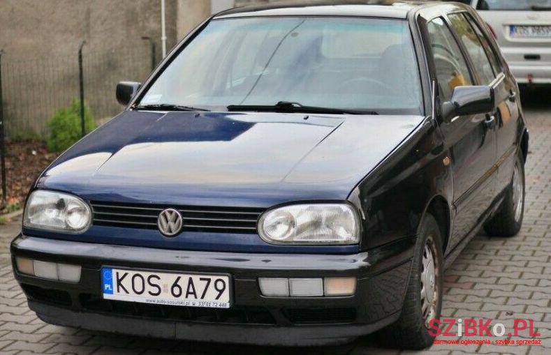 1996' Volkswagen Golf photo #1