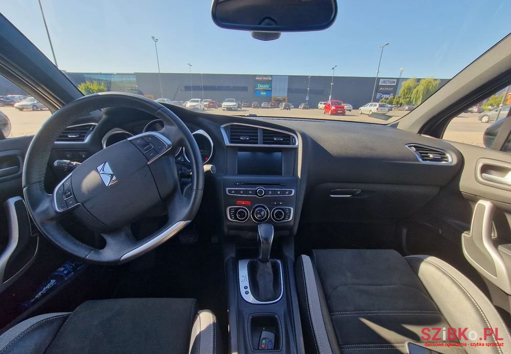 2016' DS Automobiles DS 4 photo #5