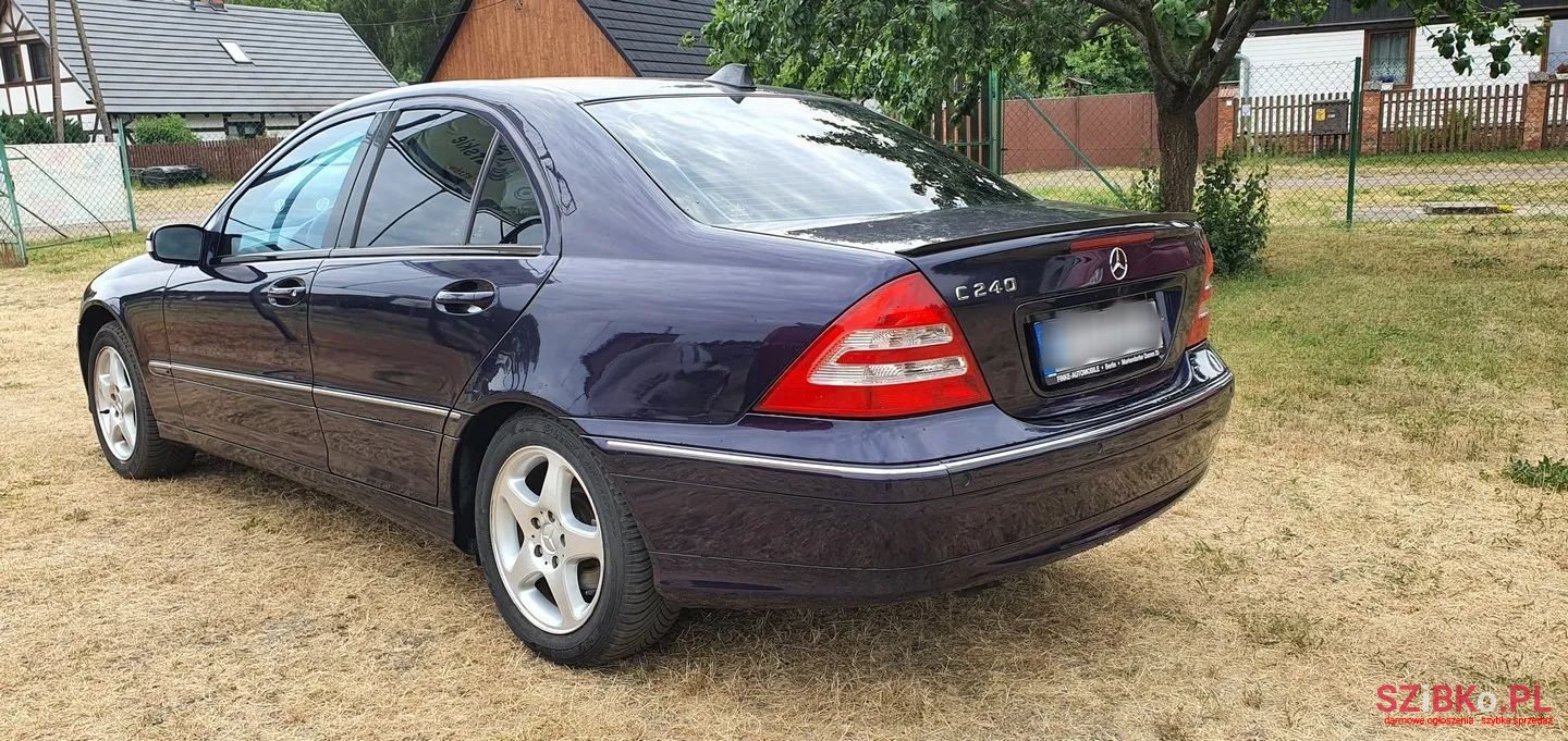 2002' Mercedes-Benz C-Class photo #5