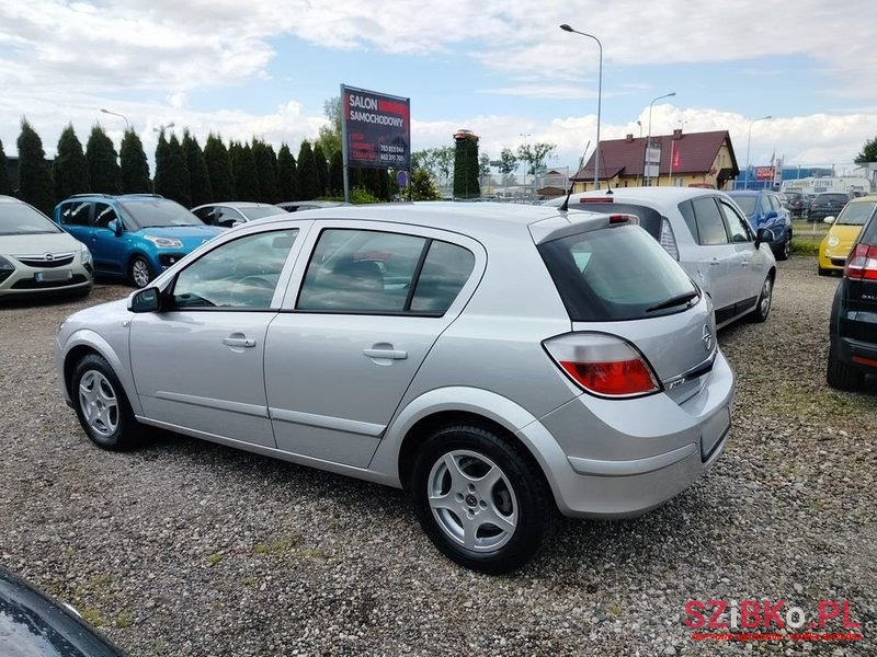 2004' Opel Astra Iii 1.6 Elegance photo #4