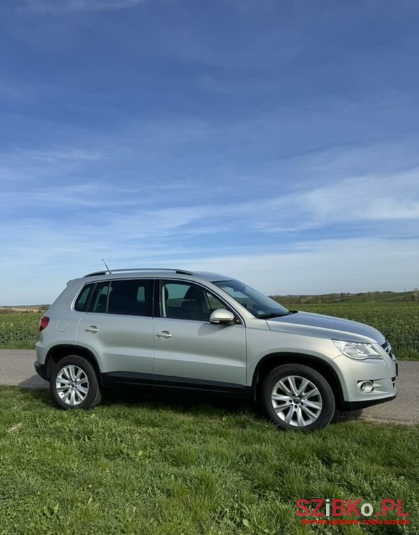 2009' Volkswagen Tiguan photo #6