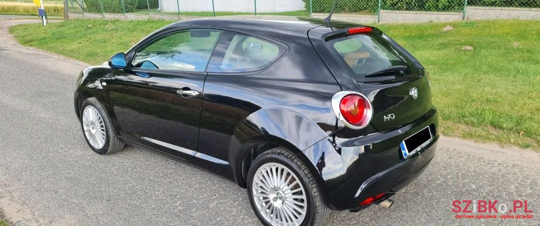 2013' Alfa Romeo MiTo photo #2