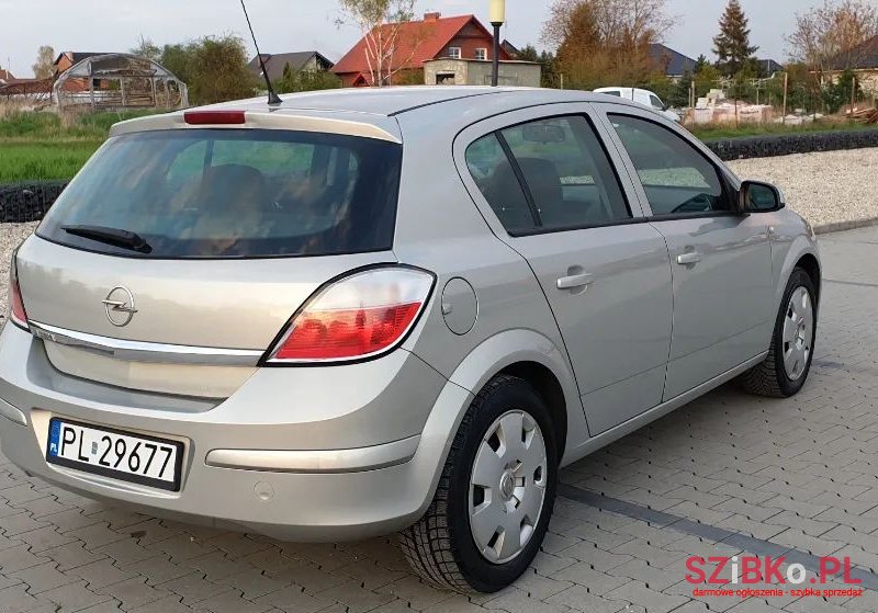 2006' Opel Astra photo #4