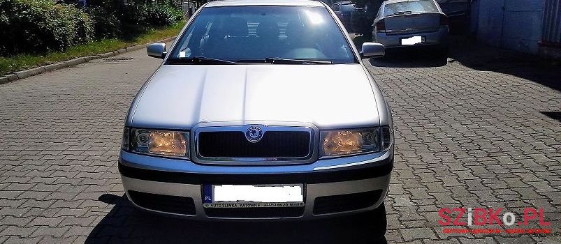 2004' Skoda Octavia photo #3