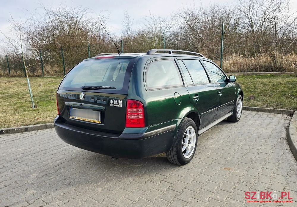 2000' Skoda Octavia 1.9 Tdi Ambiente photo #3