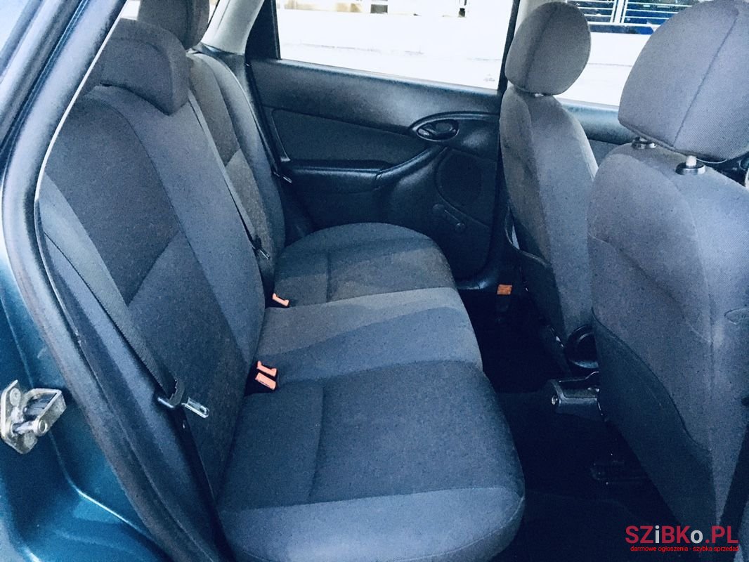 2003' Ford Focus photo #6