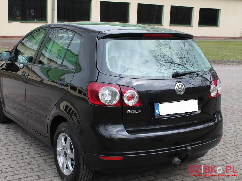 2005' Volkswagen Golf Plus photo #5