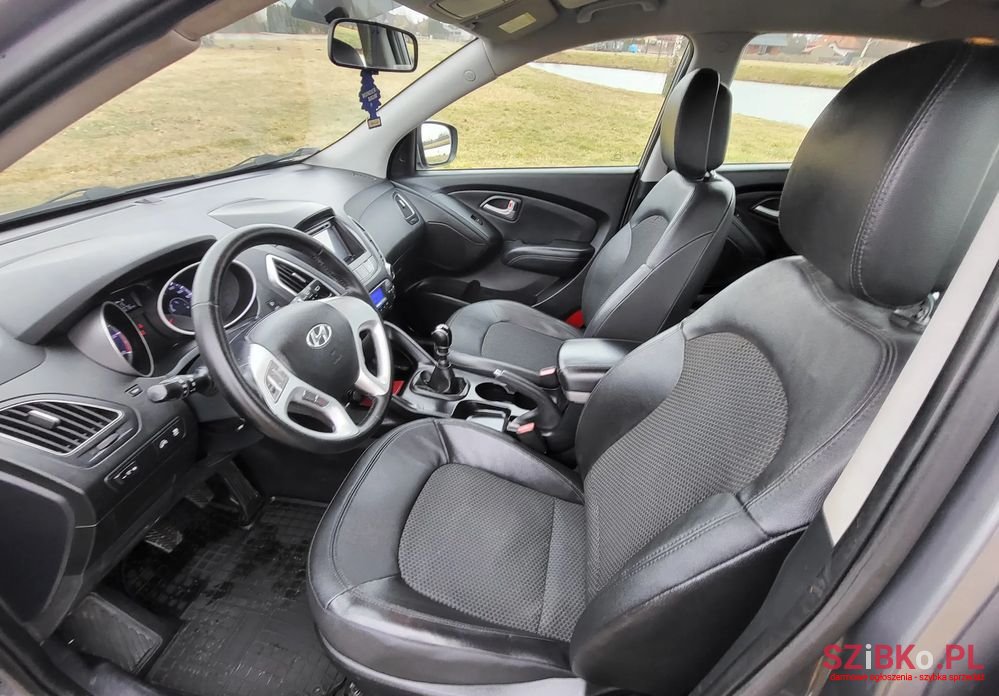 2013' Hyundai ix35 photo #6