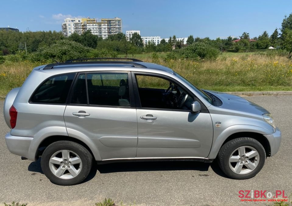 2005' Toyota RAV4 photo #6