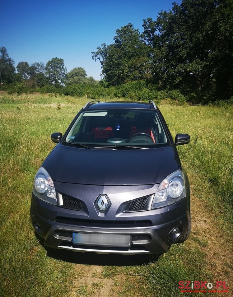 2010' Renault Koleos photo #5