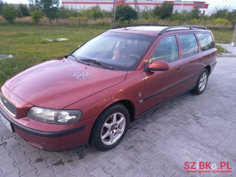 2000' Volvo V70 photo #1